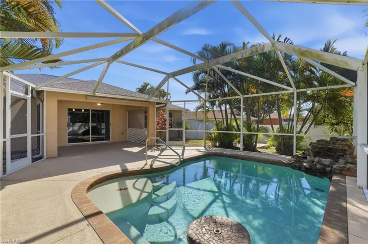 3020 Sw 5th Ave, Cape Coral, Florida 33914