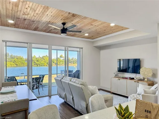 13130 Broadhurst Loop 404, Fort Myers, Florida 33919