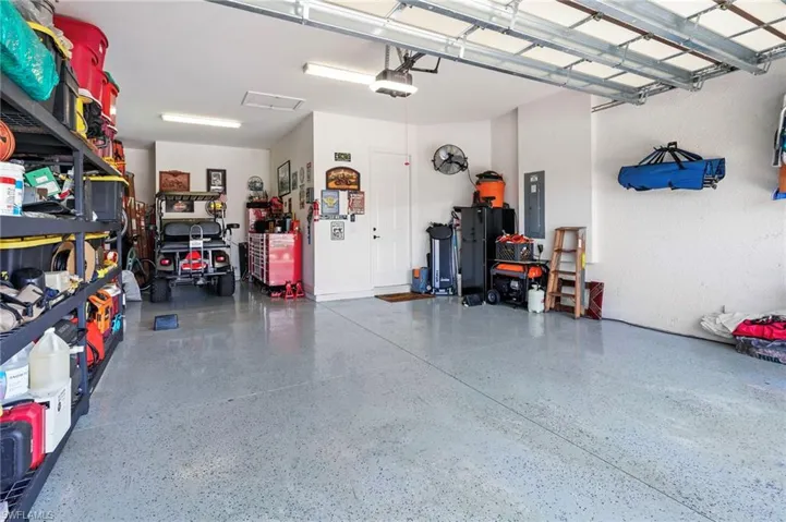 10092 Windy Pointe Ct, Fort Myers, Florida 33913