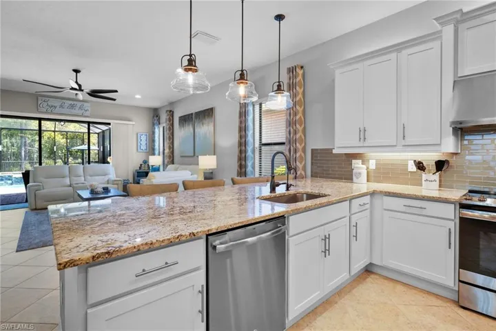 10092 Windy Pointe Ct, Fort Myers, Florida 33913