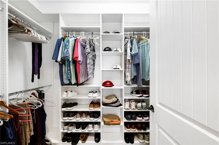 Custom closet