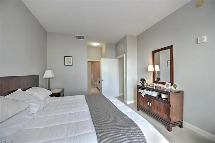 3000 Oasis Grand Blvd 407, Fort Myers, Florida 33916