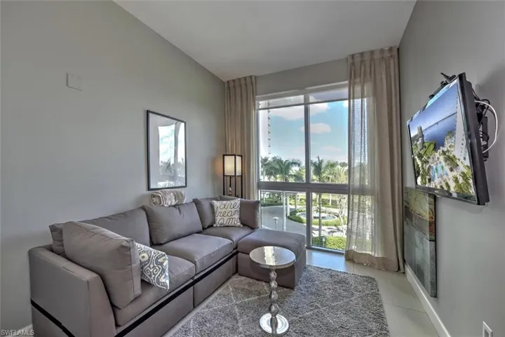 3000 Oasis Grand Blvd 407, Fort Myers, Florida 33916