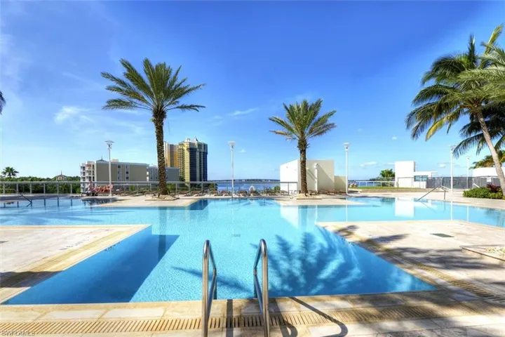 3000 Oasis Grand Blvd 407, Fort Myers, Florida 33916