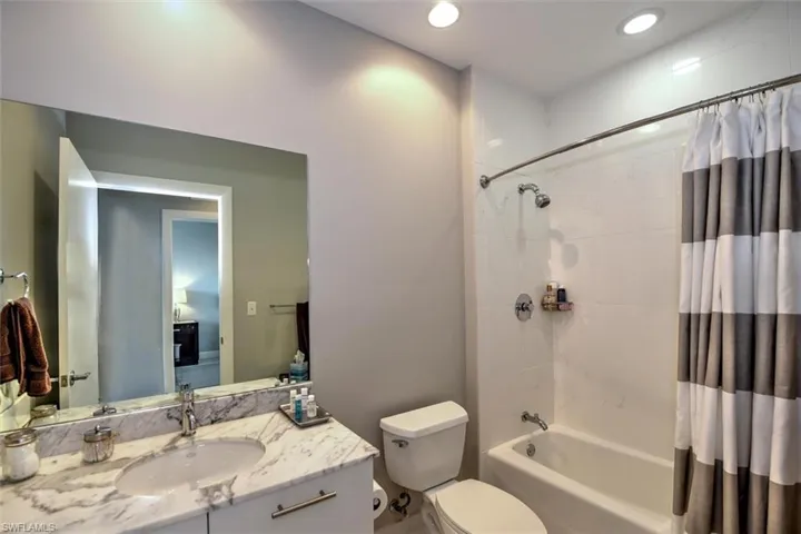 3000 Oasis Grand Blvd 407, Fort Myers, Florida 33916