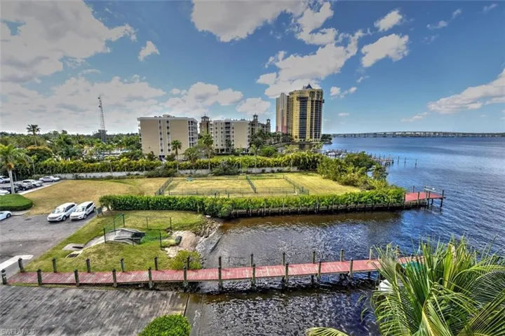 3000 Oasis Grand Blvd 407, Fort Myers, Florida 33916