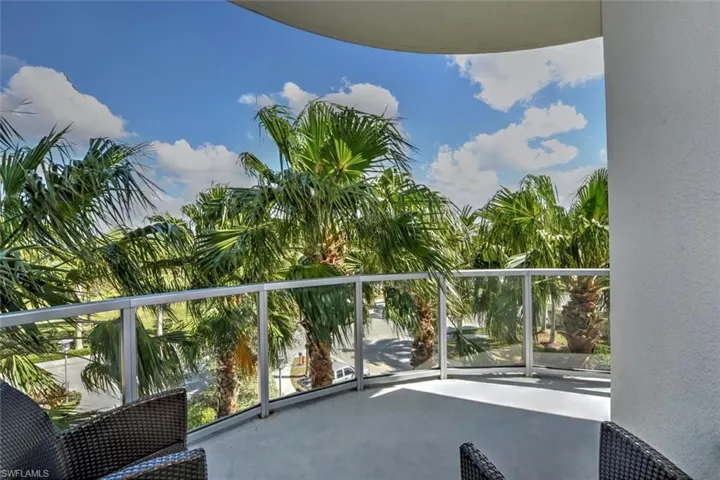3000 Oasis Grand Blvd 407, Fort Myers, Florida 33916