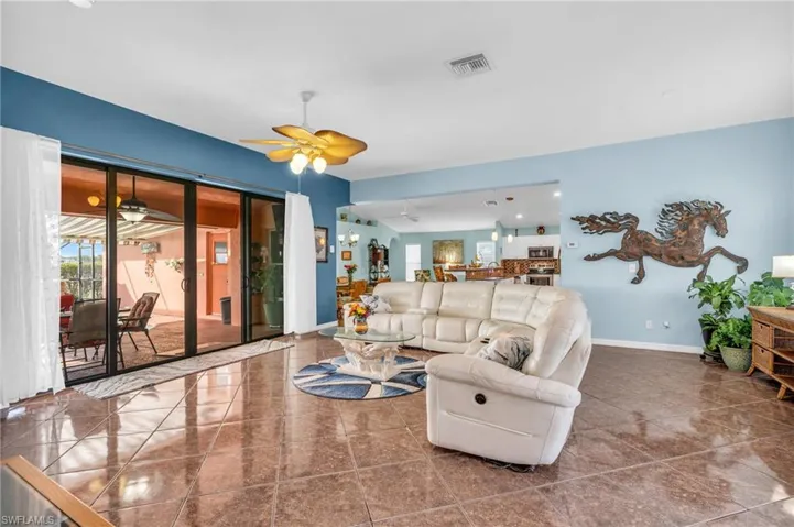 2910 NW 7th  PL, Cape Coral, FL 33993