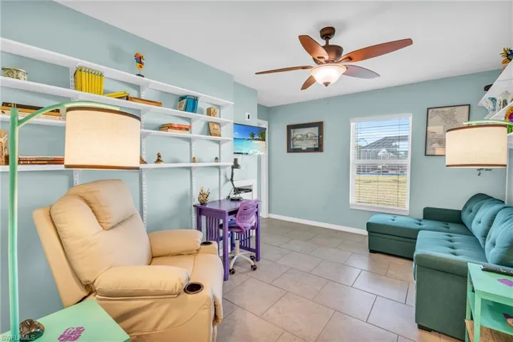 2910 NW 7th  PL, Cape Coral, FL 33993