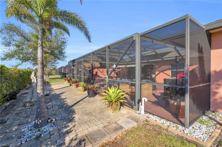 2910 NW 7th  PL, Cape Coral, FL 33993