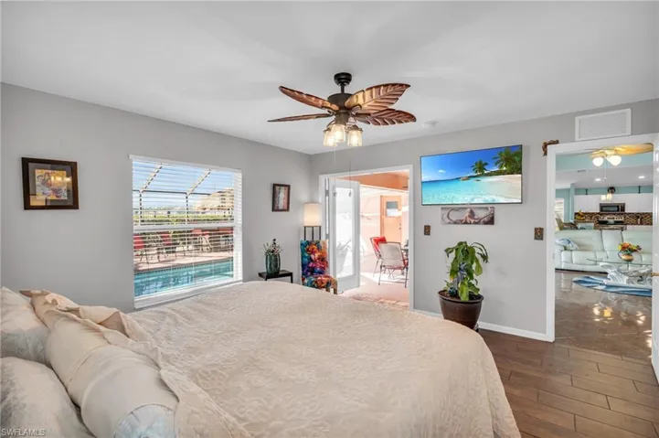 2910 NW 7th  PL, Cape Coral, FL 33993