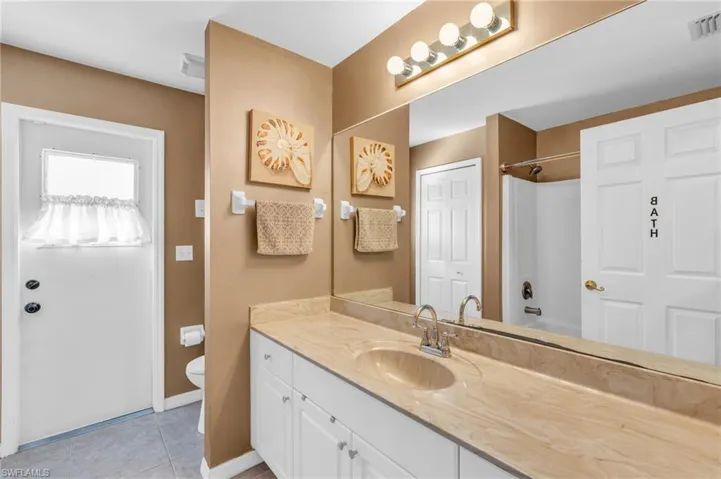 2910 NW 7th  PL, Cape Coral, FL 33993
