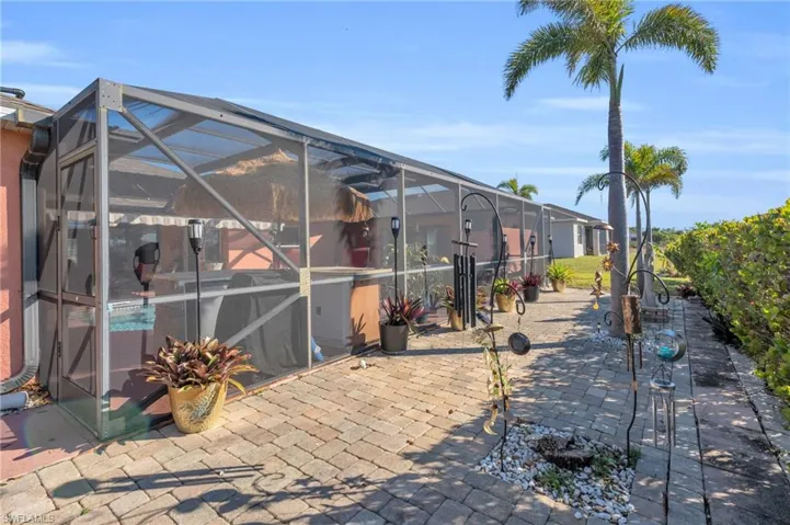 2910 NW 7th  PL, Cape Coral, FL 33993