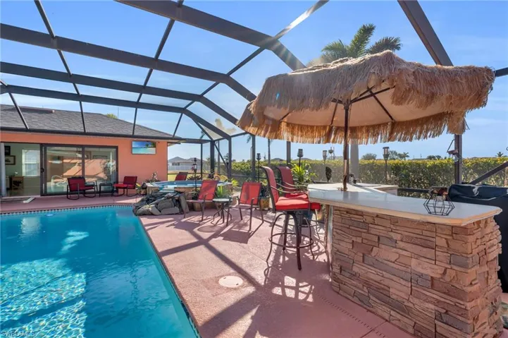 2910 NW 7th  PL, Cape Coral, FL 33993