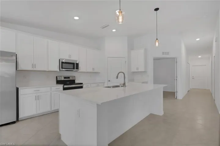 6031 Ellerston Way 1925, Immokalee, Florida 34142