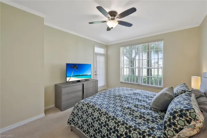 93  Silver Oaks  CIR, Naples, FL 34119