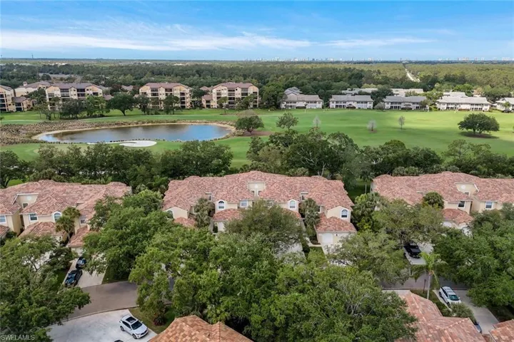 93  Silver Oaks  CIR, Naples, FL 34119