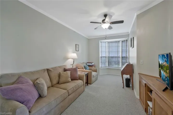 93  Silver Oaks  CIR, Naples, FL 34119