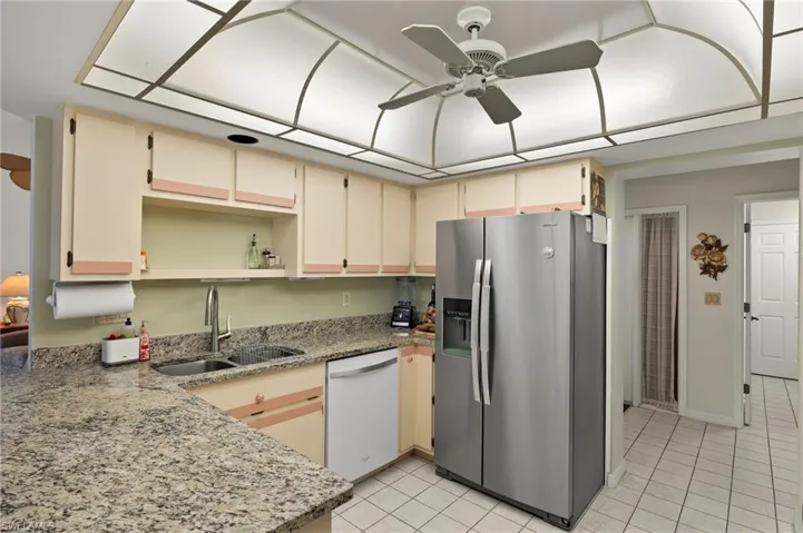 943 NE 23rd  AVE, Cape Coral, FL 33909