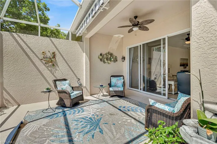 6713  Calumet  DR, Naples, FL 34113