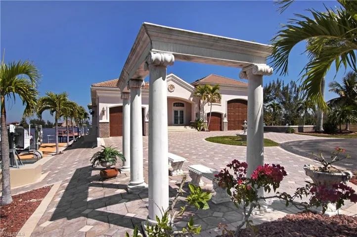 4323 Nw 24th Ter, Cape Coral, Florida 33993