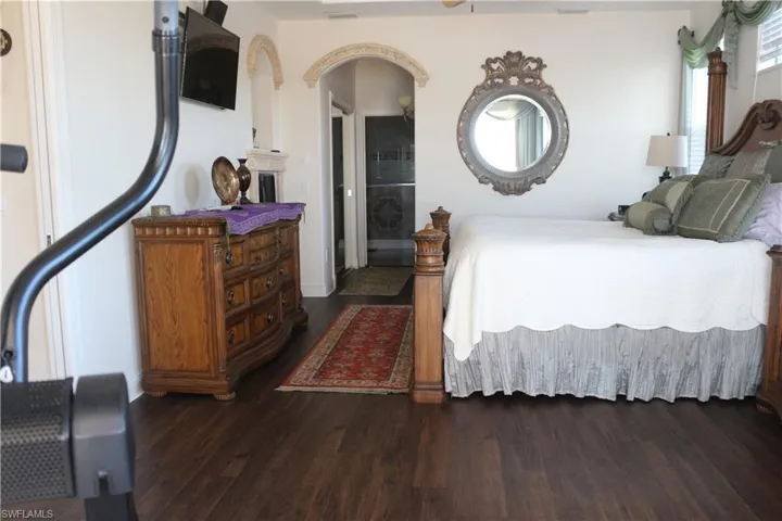 4323 Nw 24th Ter, Cape Coral, Florida 33993
