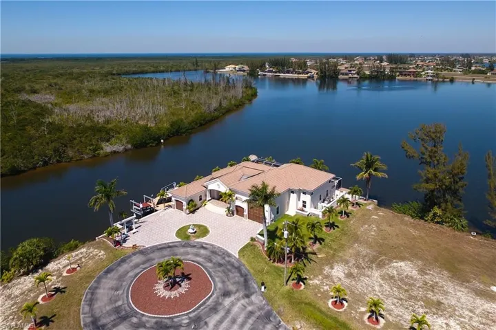 4323 Nw 24th Ter, Cape Coral, Florida 33993