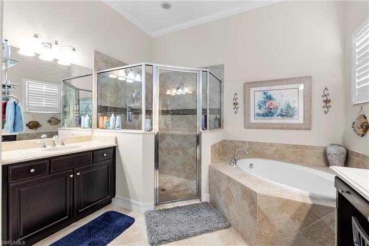 Separate Tub and Shower