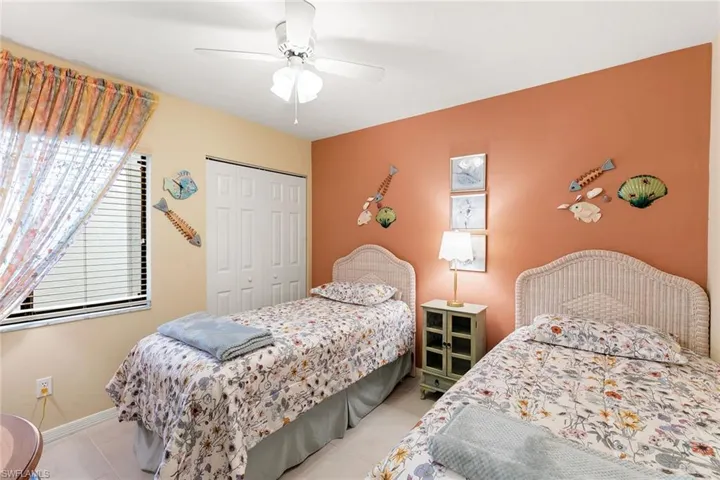 592  Beachwalk  CIR, Naples, FL 34108