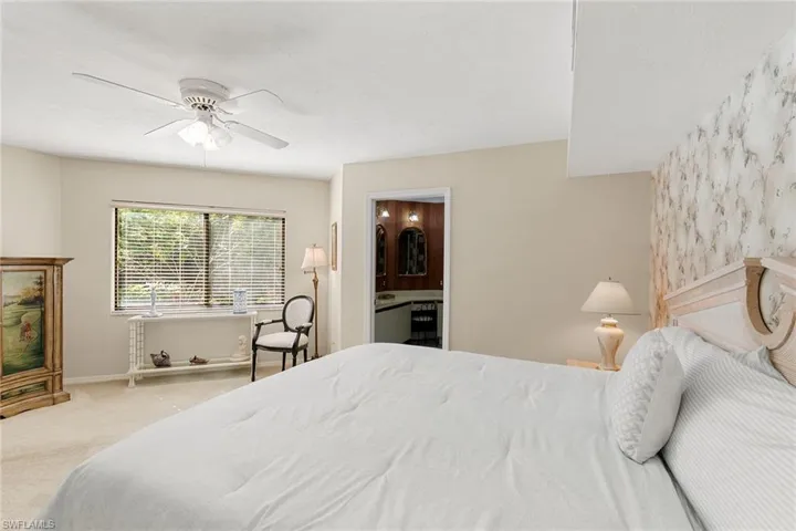 592  Beachwalk  CIR, Naples, FL 34108