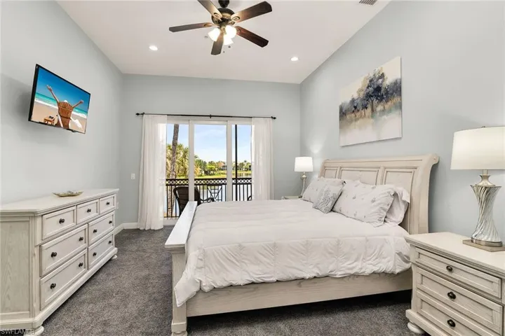 9243  Tesoro  LN, Naples, FL 34114