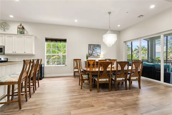 9243  Tesoro  LN, Naples, FL 34114