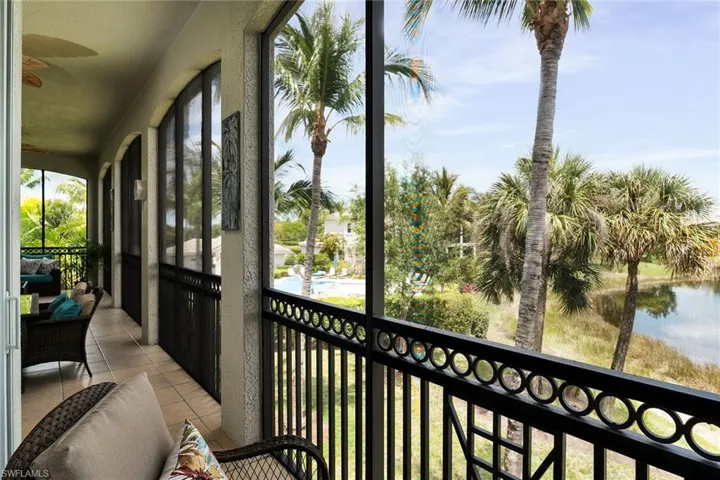 9243  Tesoro  LN, Naples, FL 34114
