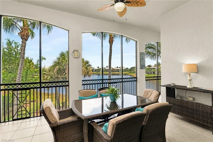 9243  Tesoro  LN, Naples, FL 34114