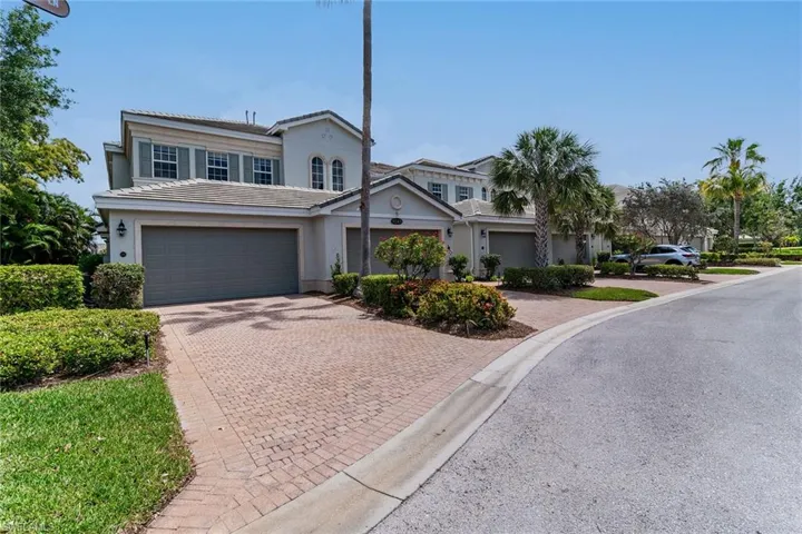 9243  Tesoro  LN, Naples, FL 34114