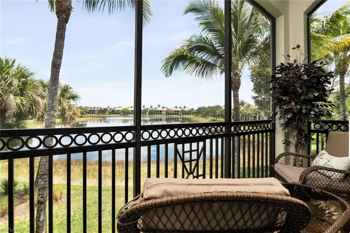 9243  Tesoro  LN, Naples, FL 34114