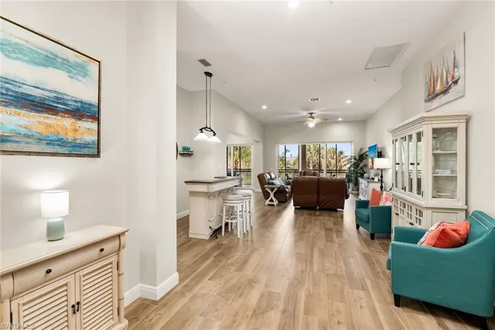 9243  Tesoro  LN, Naples, FL 34114