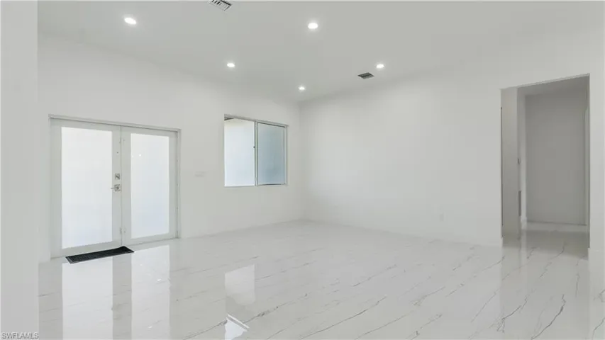 1036 Capetown Ave, Lehigh Acres Fl 33974