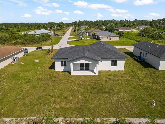 1036 Capetown Ave, Lehigh Acres Fl 33974