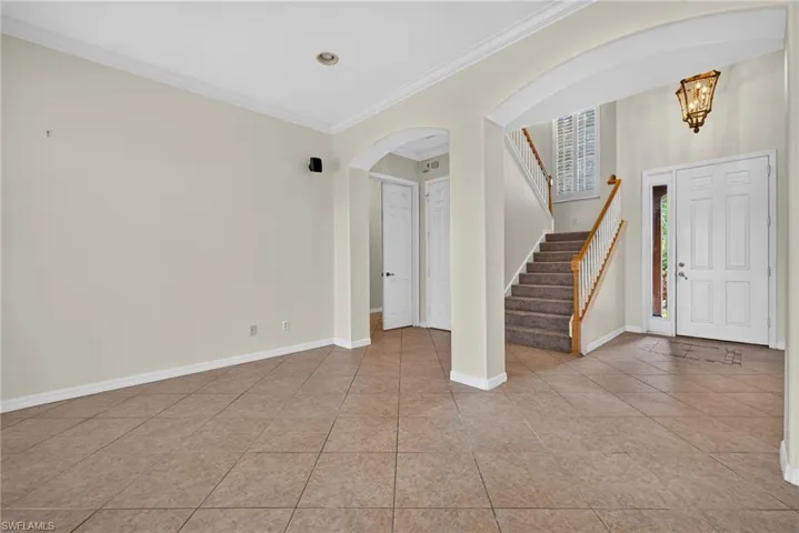 12144 Ledgewood Cir, Fort Myers, Florida 33913