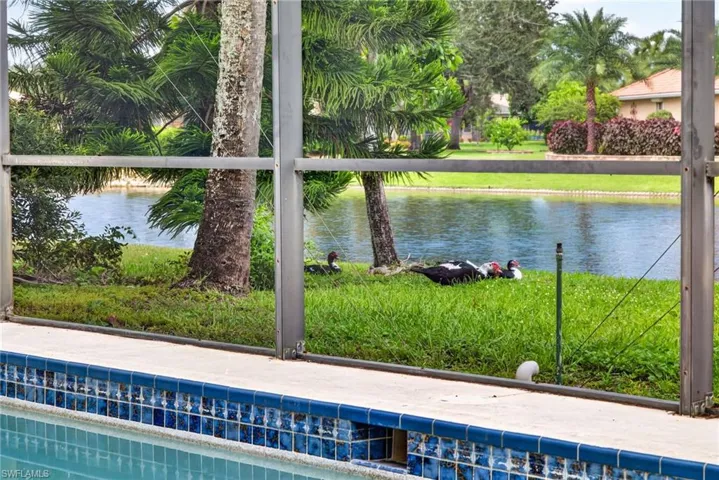 12144 Ledgewood Cir, Fort Myers, Florida 33913