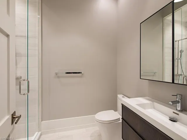 225 4th Ave N, Naples, Florida 34102