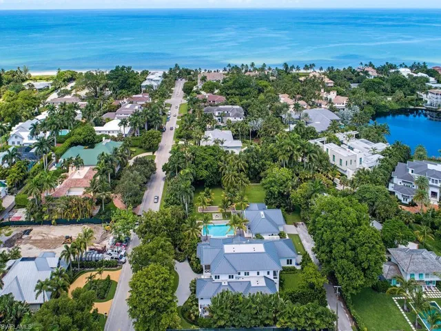 225 4th Ave N, Naples, Florida 34102
