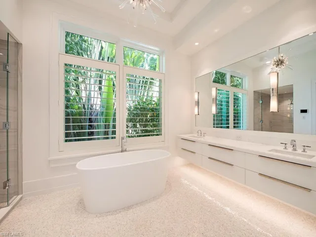 225 4th Ave N, Naples, Florida 34102