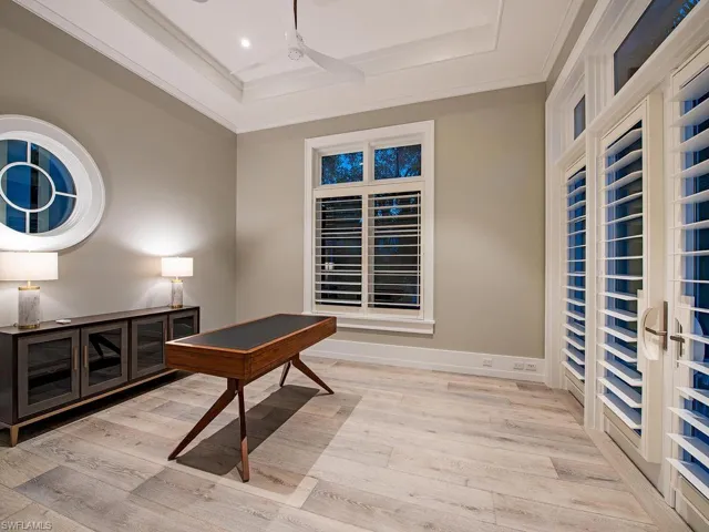 225 4th Ave N, Naples, Florida 34102