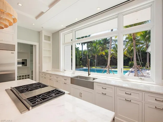 225 4th Ave N, Naples, Florida 34102