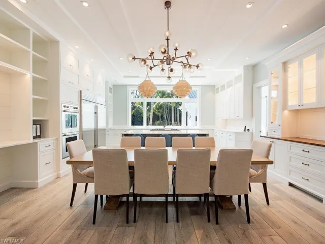 225 4th Ave N, Naples, Florida 34102
