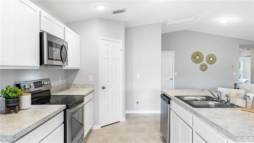 3120 74th St W, Lehigh Acres Fl 33971