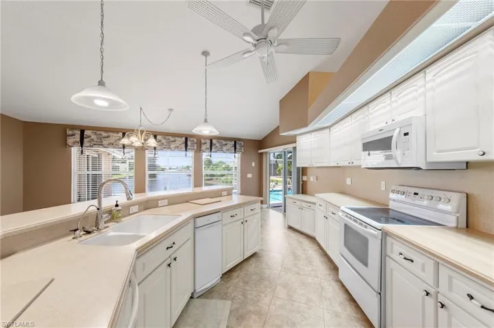 508 Sw 6th St, Cape Coral, Florida 33991