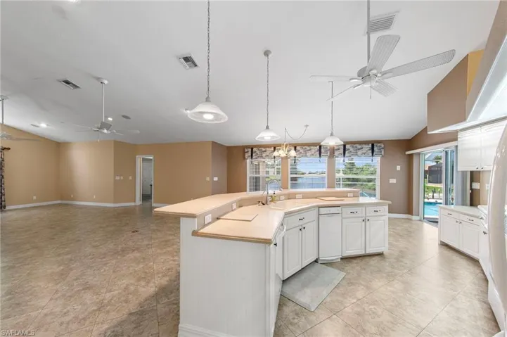 508 Sw 6th St, Cape Coral, Florida 33991